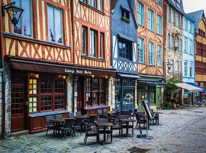 Auberge Saint Maclou - Français / Bistrot - cathedrale - Extérieur