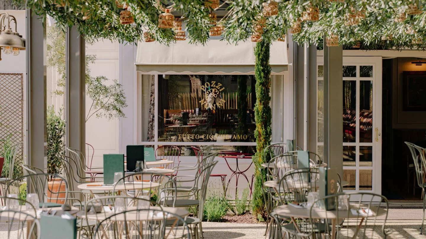Terrasse extérieure de Pozzi Nonni à Bois-Guillaume